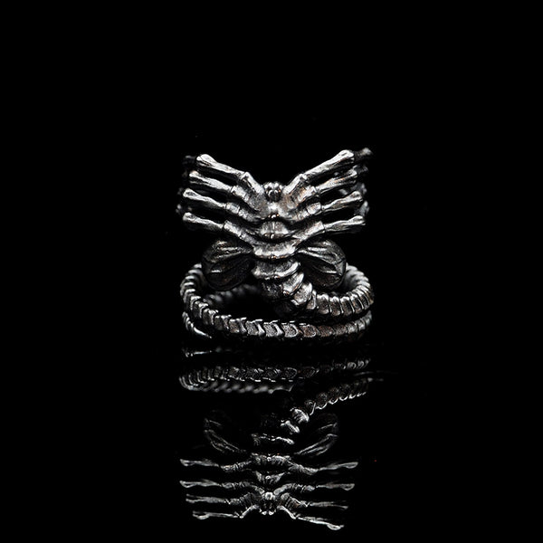 Punk Skeleton Claw Ring
