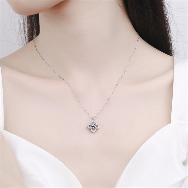 exquisite, clavicle chain, lucky, moissanite