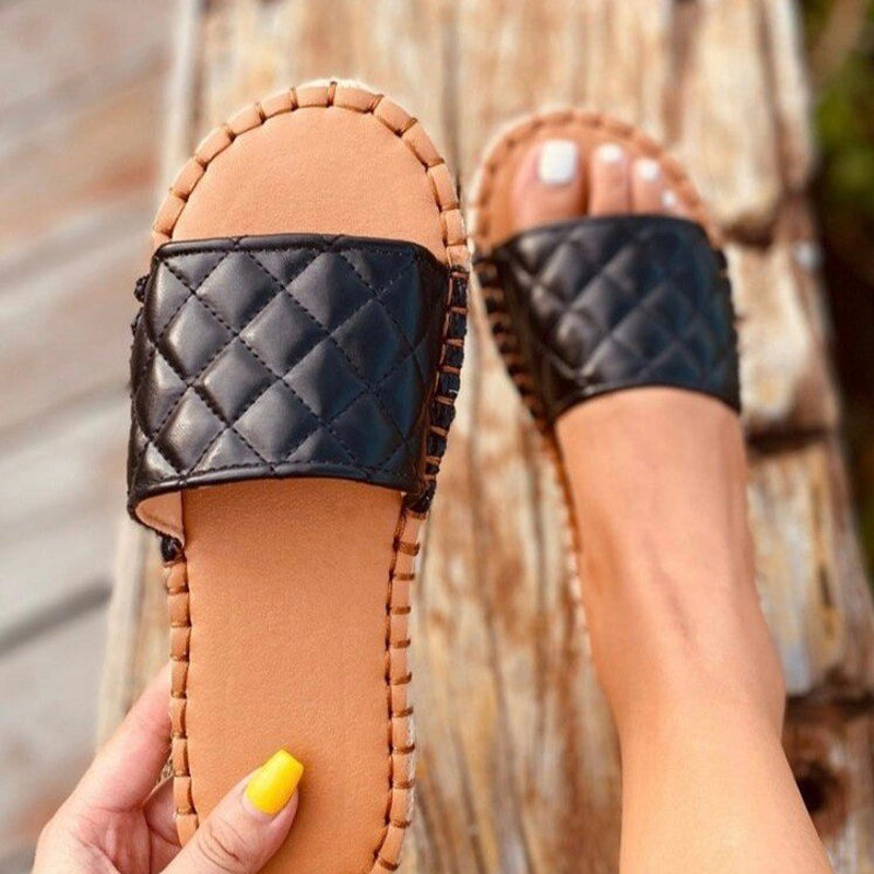 Women's PU Plaid Flat Slippers