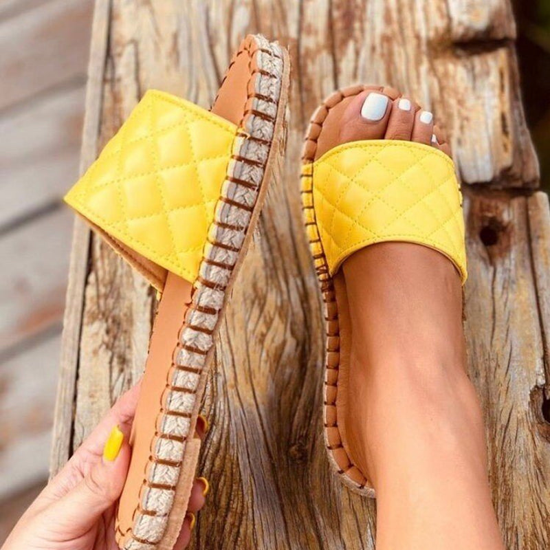 Women's PU Plaid Flat Slippers