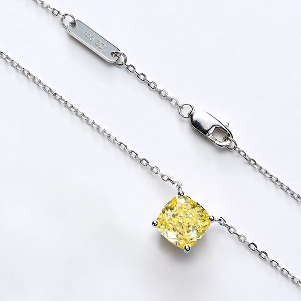 graceful, brilliant, chic, clavicle chain, spring