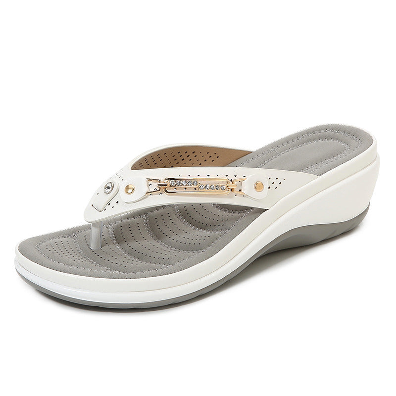 Metal Buckle Beach Flip Flops